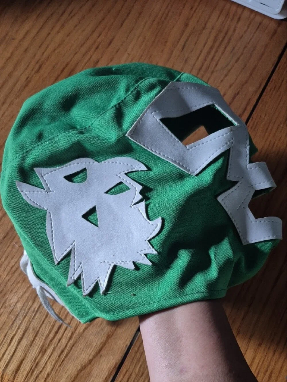 N/A bright green